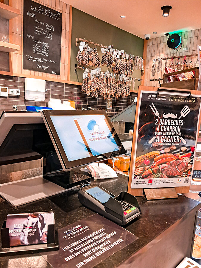 Installation caisse enregistreuse et balance boucherie la Boutique du Bœuf Normand